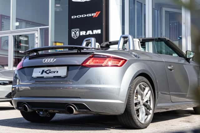 Audi TT (2016) thumbnail 4
