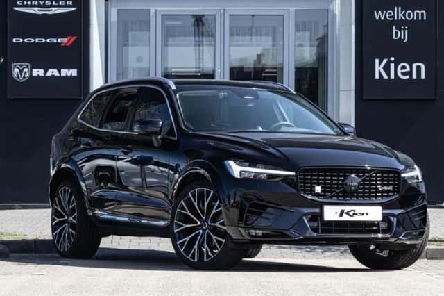 Volvo XC60 (2023) thumbnail 1