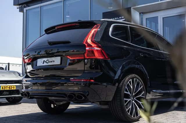 Volvo XC60 (2023) thumbnail 6