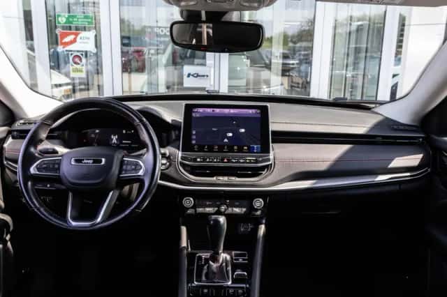 Jeep Compass (2022) thumbnail 2