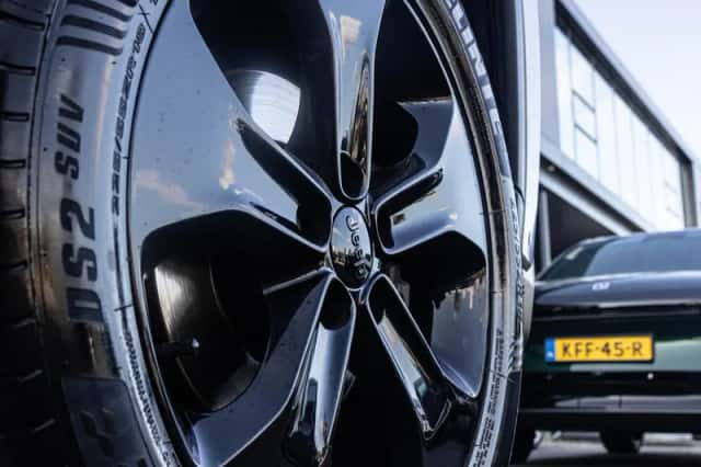 Jeep Compass (2020) thumbnail 6