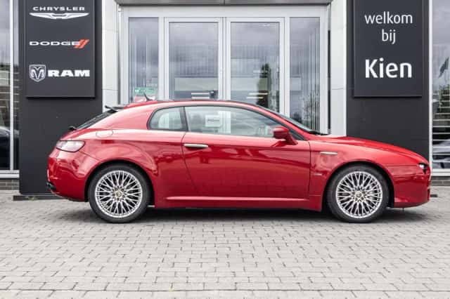 Alfa Romeo Brera (2009) thumbnail 1