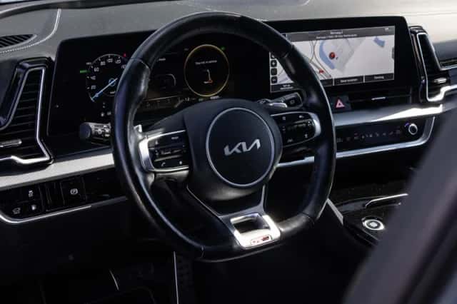 Kia Sportage (2023) thumbnail 2