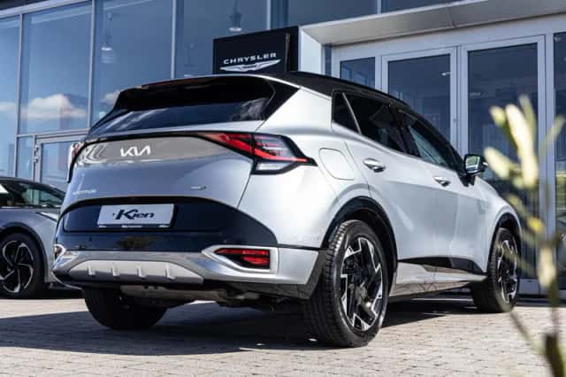 Kia Sportage (2023) thumbnail 5
