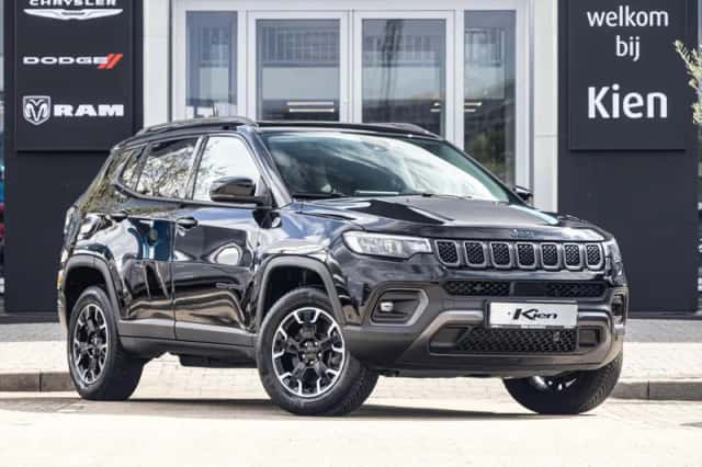 Jeep Compass (2022) thumbnail 1