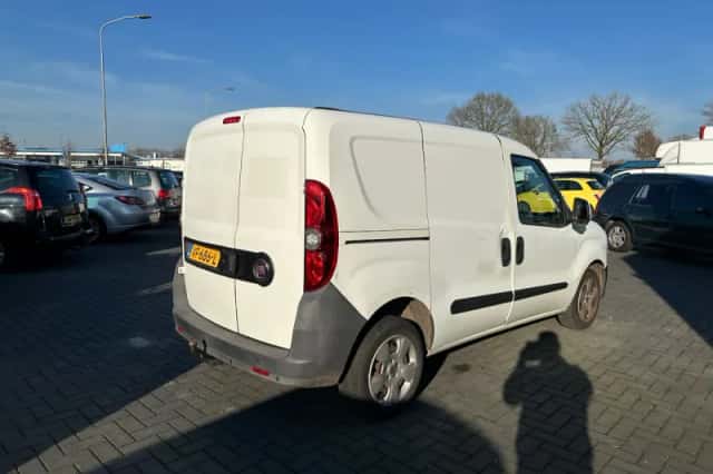 Fiat Doblò (2013) thumbnail 5
