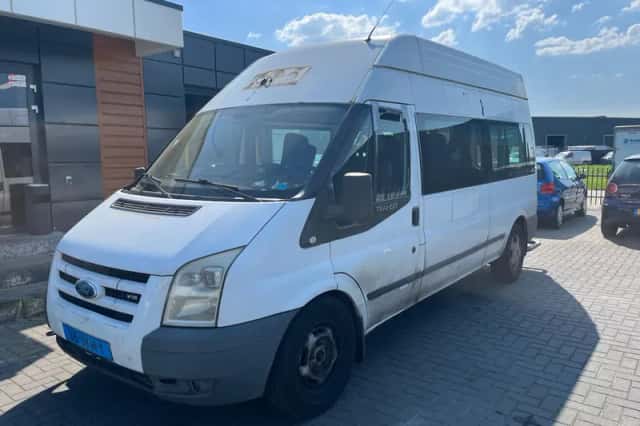 Ford Transit (2009) thumbnail 2