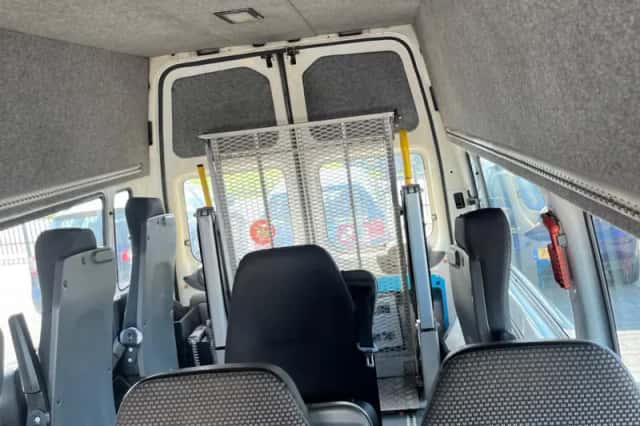 Ford Transit (2009) thumbnail 6