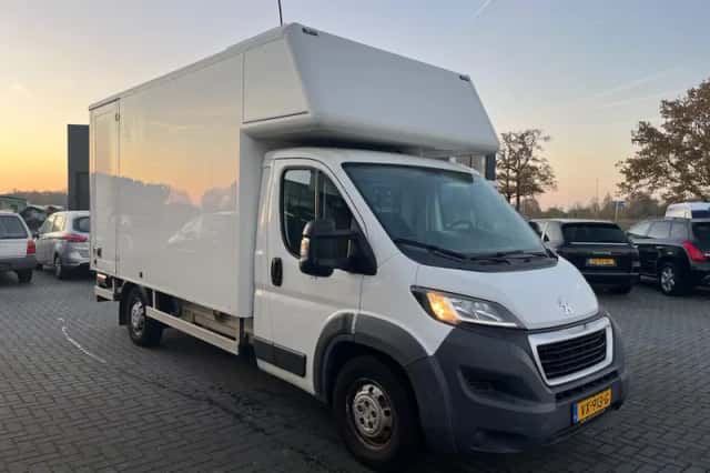Peugeot Boxer (2016) thumbnail 3