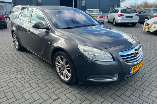 Opel Insignia (2009) thumbnail 6