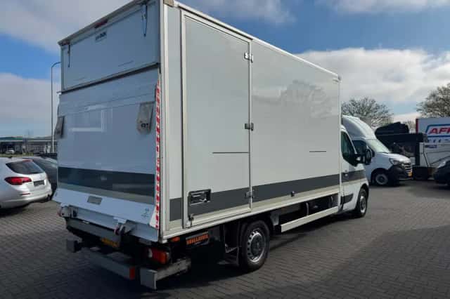 Opel Movano (2018) thumbnail 3