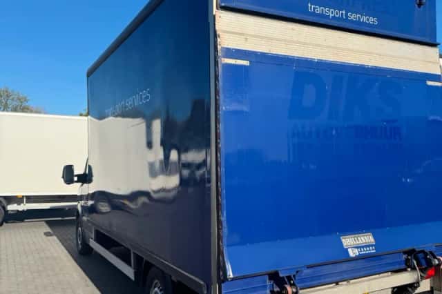 Mercedes-Benz Sprinter (2018) thumbnail 5
