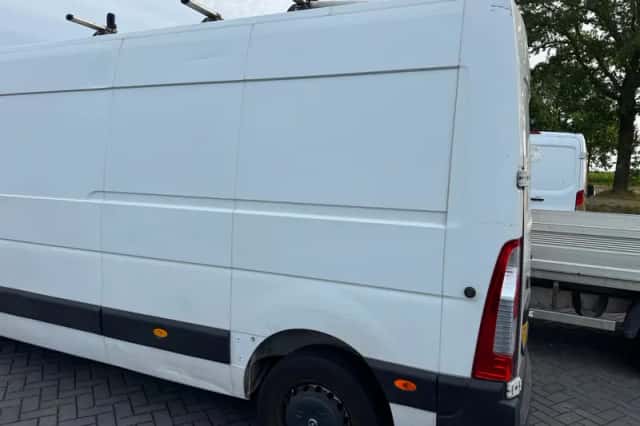 Opel Movano (2018) thumbnail 2