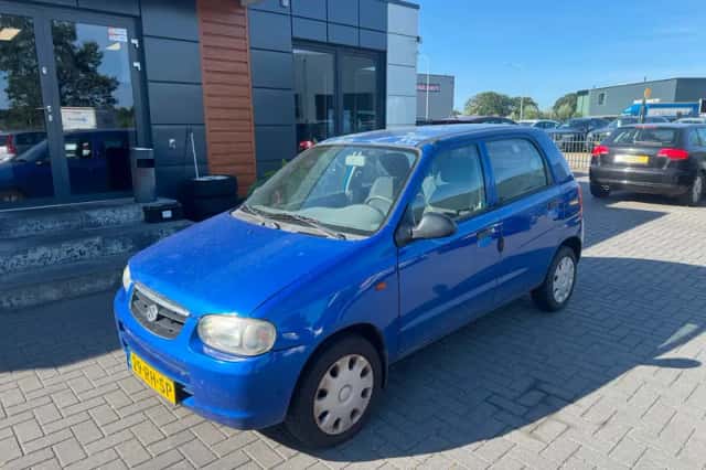 Suzuki Alto (2005) thumbnail 1