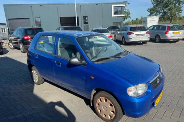 Suzuki Alto (2005) thumbnail 2