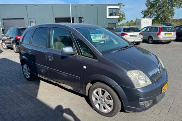 Opel Meriva (2007) thumbnail 2