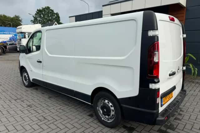 Opel Vivaro (2018) thumbnail 4