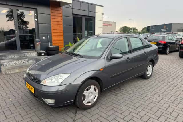 Ford Focus (2003) thumbnail 1