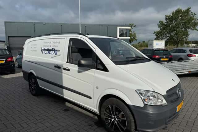 Mercedes-Benz Vito (2014) thumbnail 3