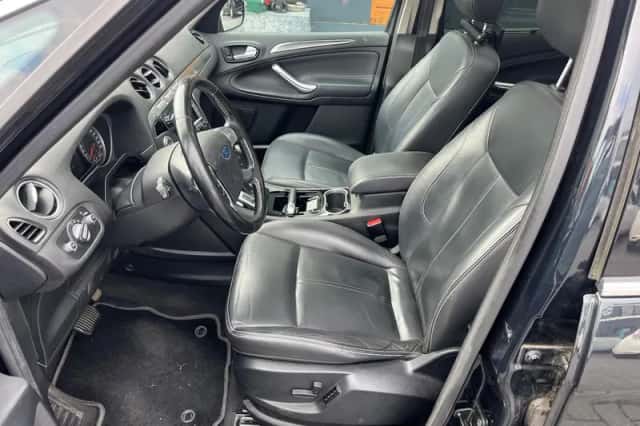 Ford S-Max (2010) thumbnail 5
