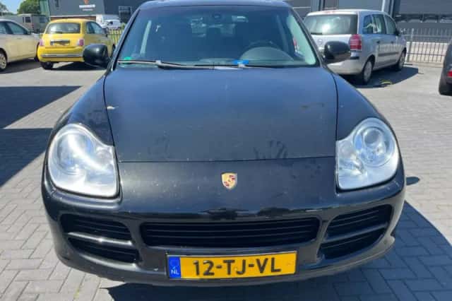 Porsche Cayenne (2006) thumbnail 4