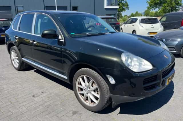 Porsche Cayenne (2006) thumbnail 5