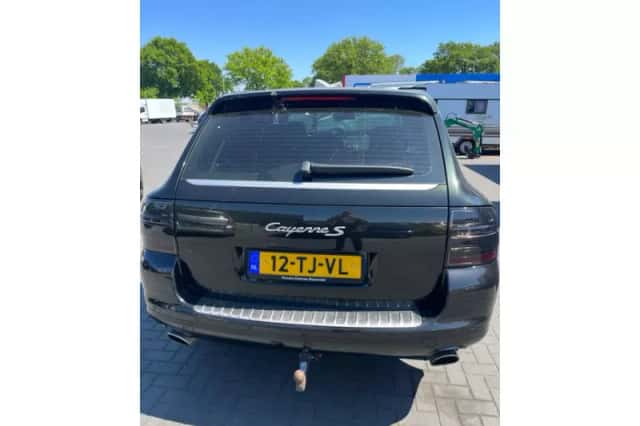 Porsche Cayenne (2006) thumbnail 6