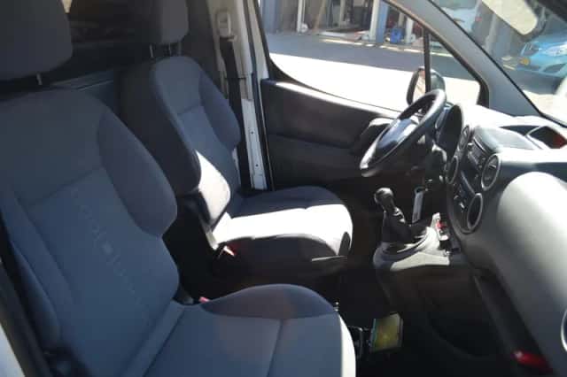 Citroën Berlingo (2016) thumbnail 2