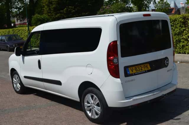 Opel Combo (2018) thumbnail 5