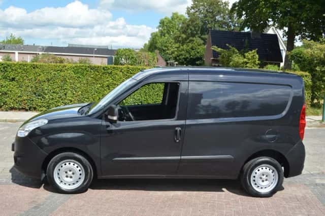Opel Combo (2015) thumbnail 5