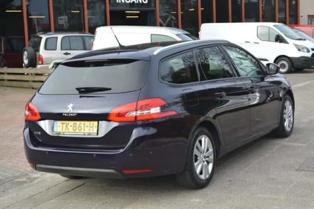 Peugeot 308 (2018) thumbnail 6