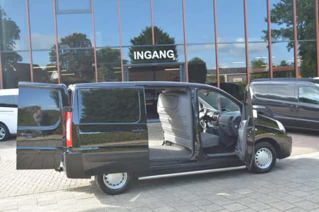 Peugeot Expert (2012) thumbnail 2