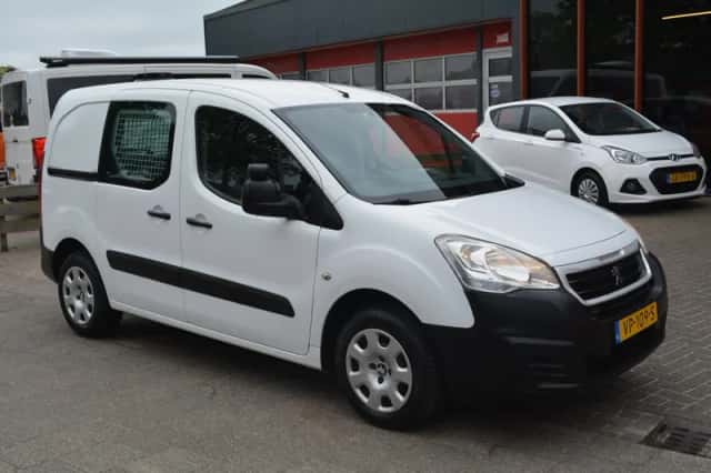 Peugeot Partner (2015) thumbnail 1