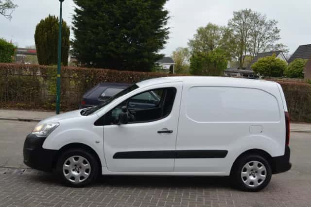Peugeot Partner (2015) thumbnail 5