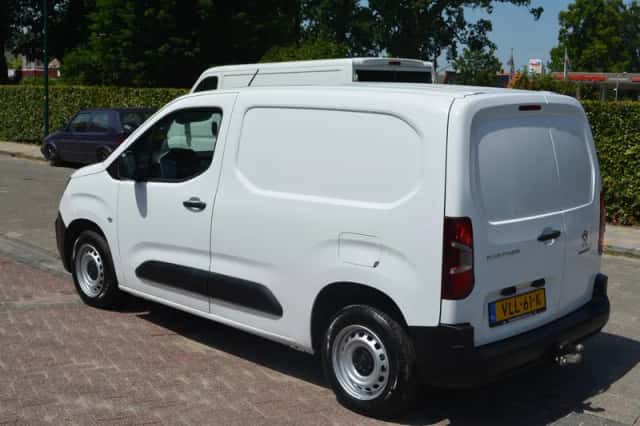 Peugeot Partner (2021) thumbnail 5