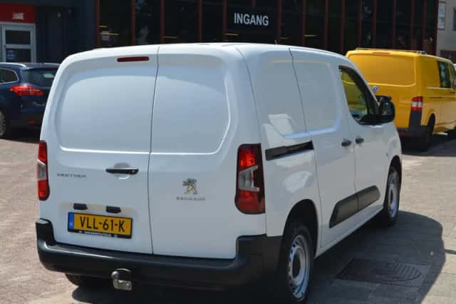 Peugeot Partner (2021) thumbnail 6