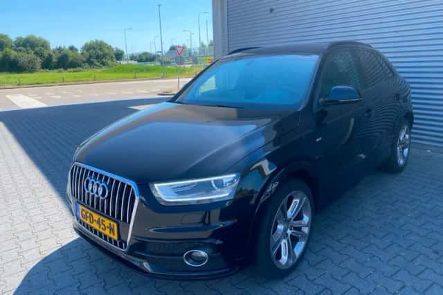 Audi Q3 (2013) thumbnail 1
