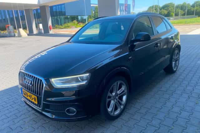 Audi Q3 (2013) thumbnail 2