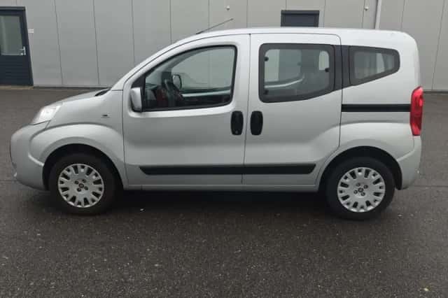 Fiat Qubo (2013) thumbnail 2