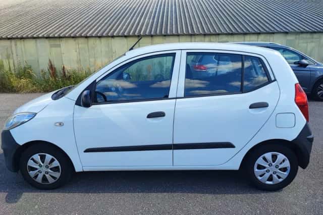 Hyundai i10 (2011) thumbnail 3