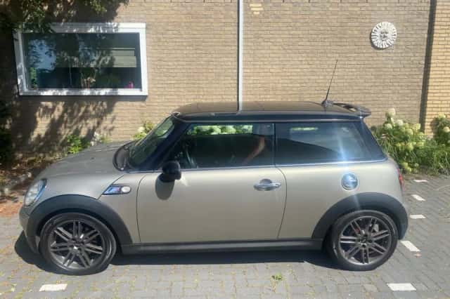 MINI Cooper S (2008) thumbnail 4