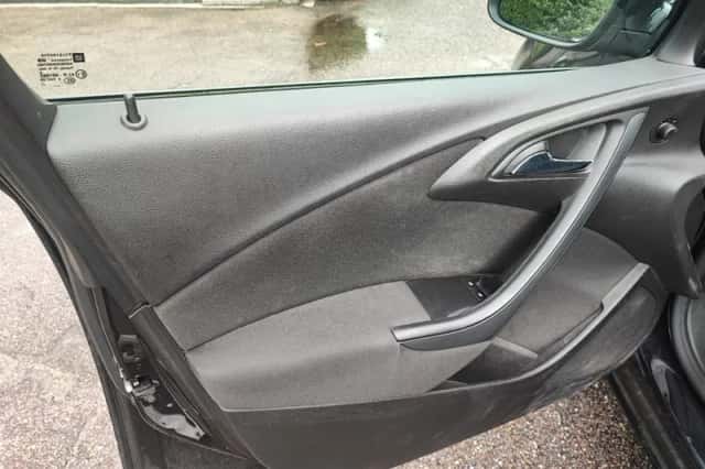 Opel Astra (2015) thumbnail 5
