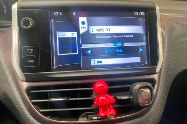 Peugeot 2008 (2014) thumbnail 6