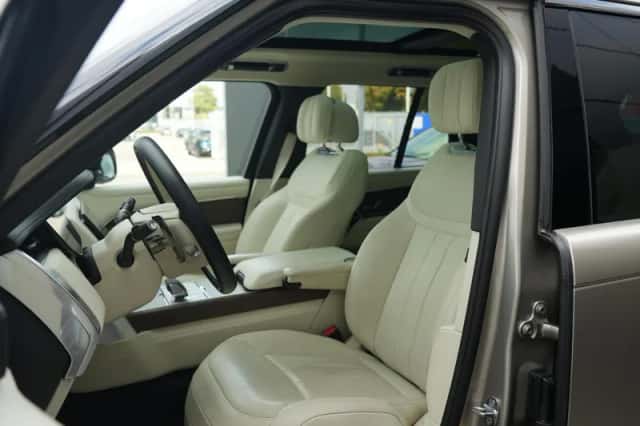 Land Rover Range Rover (2024) thumbnail 5
