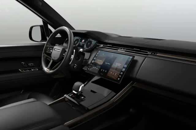 Land Rover Range Rover Sport (2026) thumbnail 4