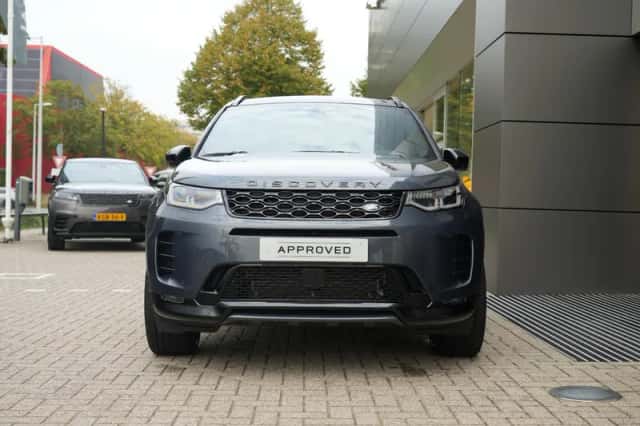 Land Rover Discovery Sport (2026) thumbnail 3