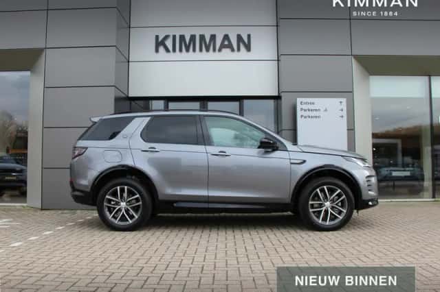 Land Rover Discovery Sport (2026) thumbnail 1