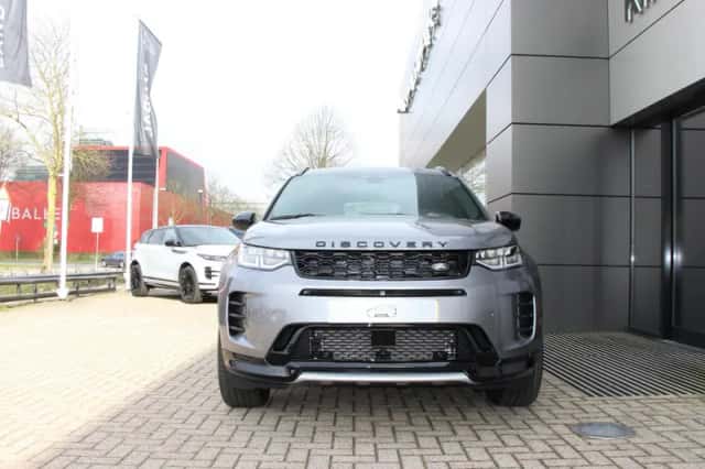 Land Rover Discovery Sport (2026) thumbnail 3