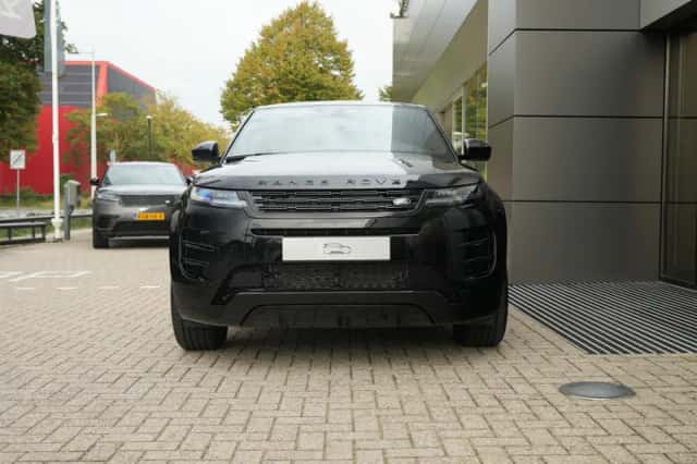 Land Rover Range Rover Evoque (2026) thumbnail 3