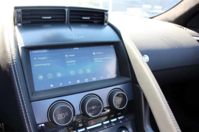 Jaguar F-Type (2024) thumbnail 26